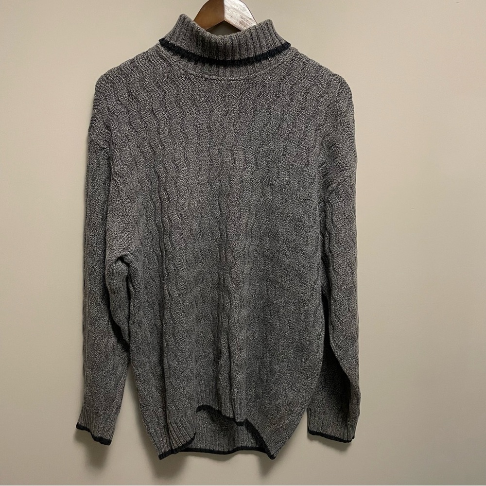 Vintage T2 100% Cotton Men’s Medium Turtleneck Sweater